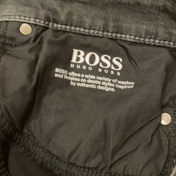 Hugo Boss 32x32 Black Jeans - Picture 5 of 10